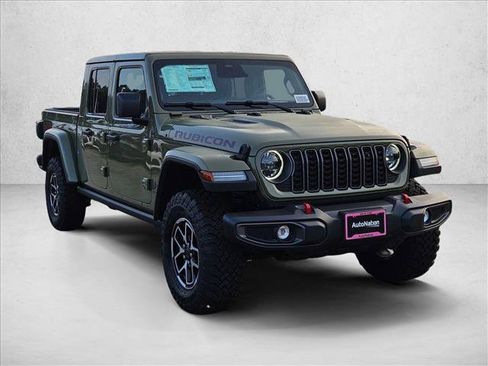 New 2026 Jeep Gladiator Rubicon w/ Steel Power Dome Hood Package AWD/4WD image 7