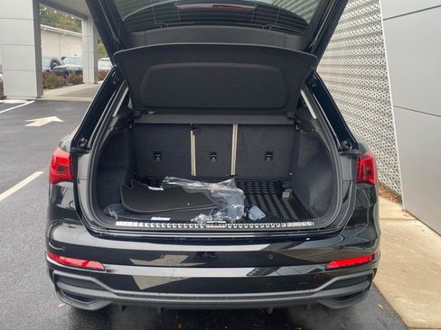 New 2025 Audi Q3 2.0T Premium image 19