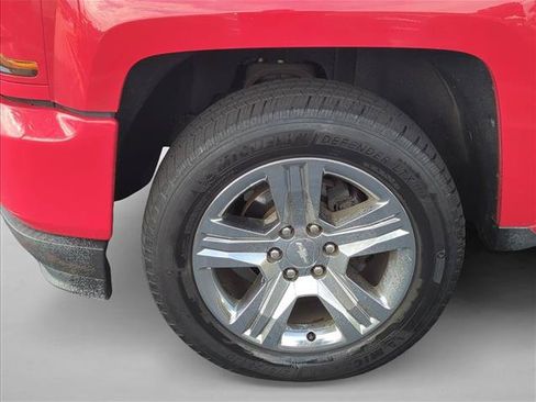 Used 2018 Chevrolet Silverado 1500 Custom w/ Custom Value Package RWD image 29