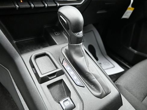 Used 2024 Chevrolet Colorado W/T RWD image 20