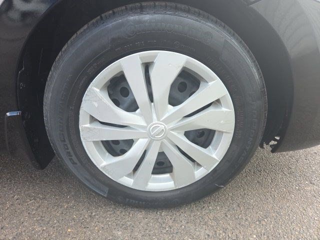 Used 2024 Nissan Versa S w/ Trunk Package FWD image 40