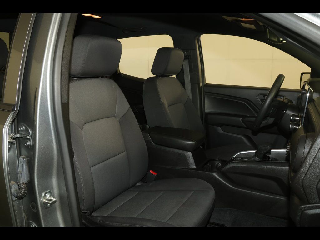 Used 2023 Chevrolet Colorado W/T w/ WT Convenience Package II AWD/4WD image 32