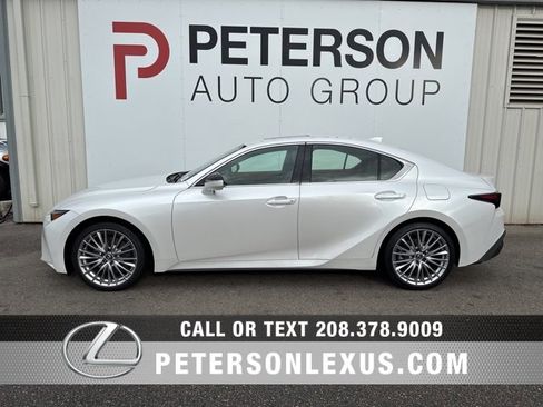 Used 2023 Lexus IS 300 AWD w/ Premium Package image 6
