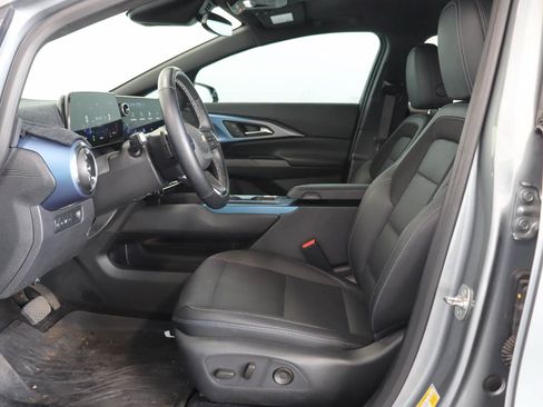 Used 2024 Chevrolet Equinox EV LT FWD image 8