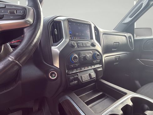 Used 2020 Chevrolet Silverado 1500 LT Trail Boss AWD/4WD image 14