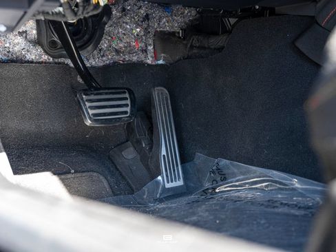 Used 2022 Chevrolet Camaro ZL1 RWD image 10
