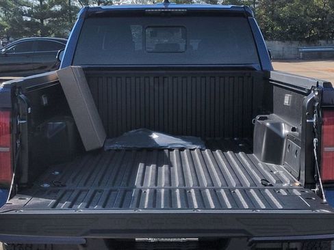 New 2025 Toyota Tacoma TRD Off-Road image 27