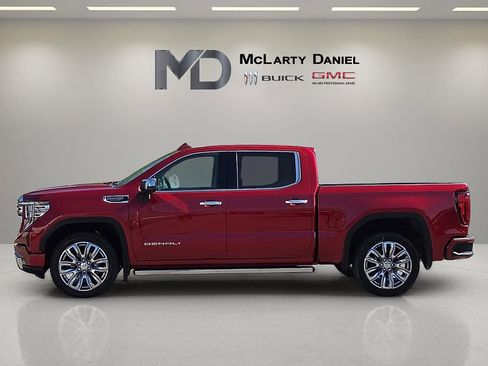 Certified 2024 GMC Sierra 1500 Denali w/ Denali Reserve Package AWD/4WD image 3