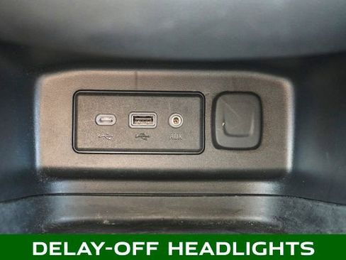 Used 2024 Chevrolet Equinox LT image 17