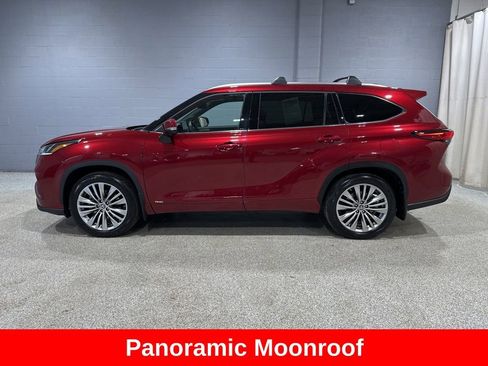 Used 2023 Toyota Highlander Platinum AWD/4WD image 6