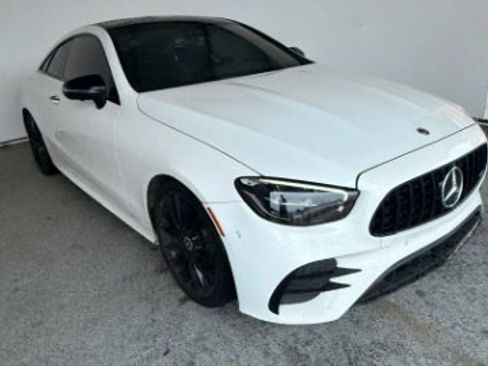 Used 2022 Mercedes-Benz E 450 Coupe image 3