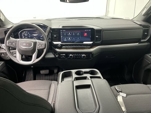 New 2026 GMC Sierra 1500 SLE AWD/4WD image 4