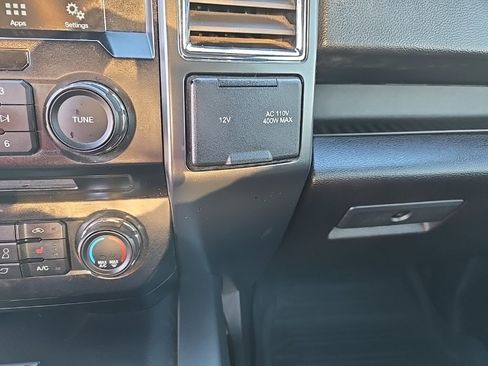 Used 2016 Ford F150 XLT w/ Equipment Group 302A Luxury image 37