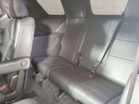 Certified 2022 Chevrolet Traverse RS image 12