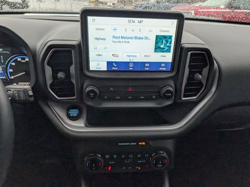 Used 2024 Ford Bronco Sport Outer Banks w/ Tech Package image 20