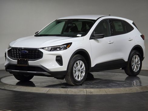 New 2026 Ford Escape Active image 5