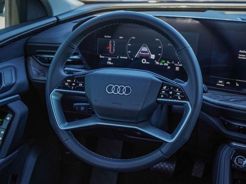 New 2025 Audi Q5 Premium image 19