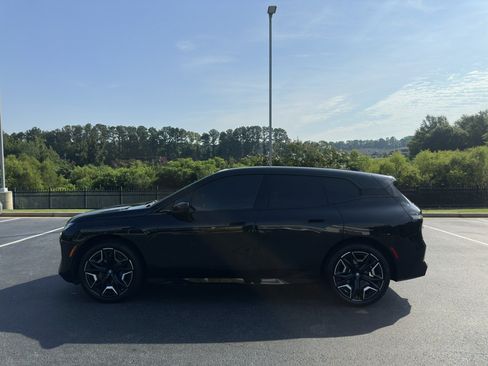 Used 2024 BMW iX xDrive50 w/ Sport Package AWD/4WD image 11