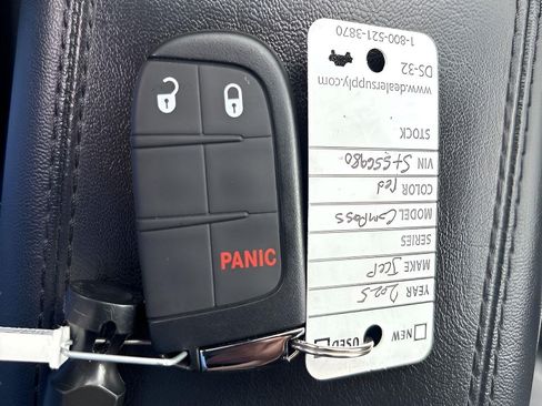 Used 2025 Jeep Compass Trailhawk AWD/4WD image 80