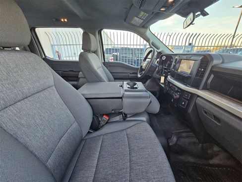 Certified 2025 Ford F350 XL w/ XL Chrome Package image 28