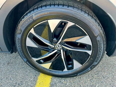 Used 2021 Volkswagen ID.4 Pro w/ ID.4 Protection Package image 30