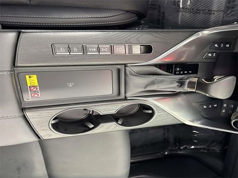 Certified 2025 Lexus LX 600 4WD w/ Appearance Package image 23