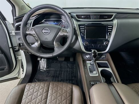 Used 2024 Nissan Murano Platinum w/ Cargo Package image 17