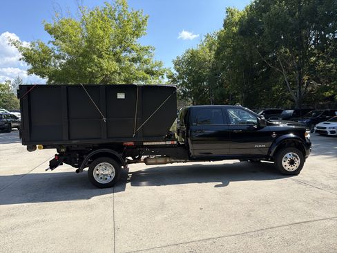 Used 2024 RAM 5500 Laramie AWD/4WD image 8