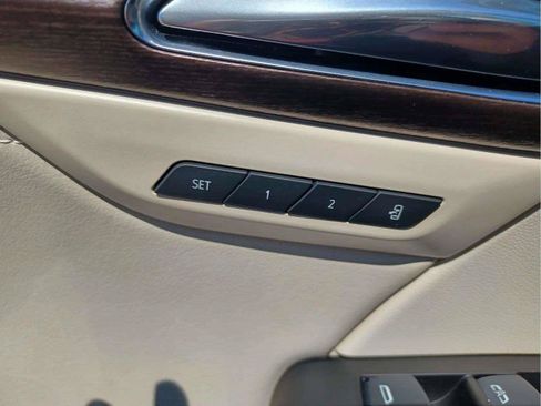 Used 2023 Buick Envision AWD Avenir image 17