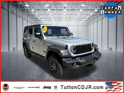 Used 2024 Jeep Wrangler Unlimited Sport AWD/4WD image 1