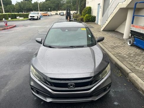 Used 2019 Honda Civic Sport image 2