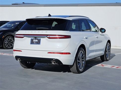 New 2026 Lincoln Corsair Grand Touring image 7