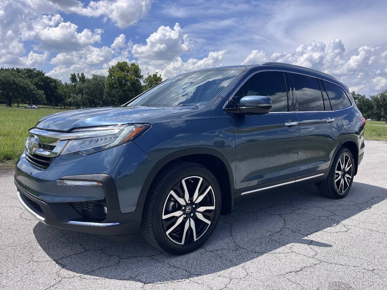 Used 2020 Honda Pilot Touring image 3