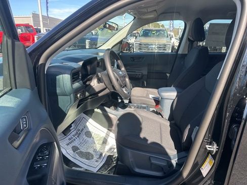 New 2025 Ford Maverick XL image 16