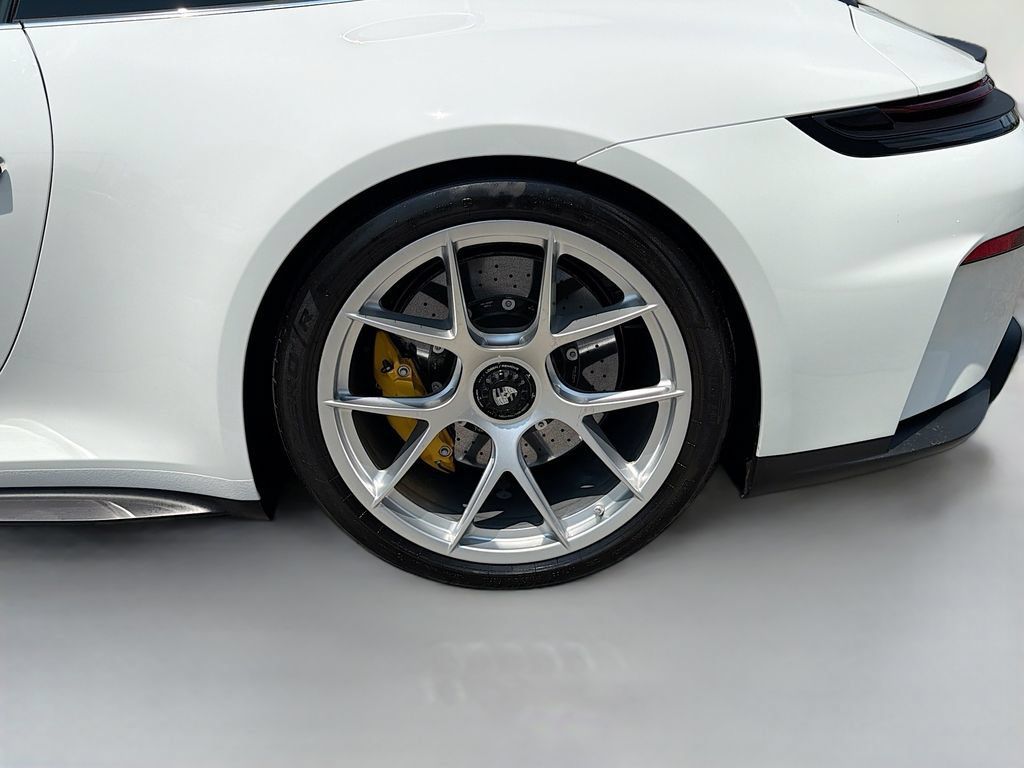 Certified 2026 Porsche 911 GT3 RWD image 32