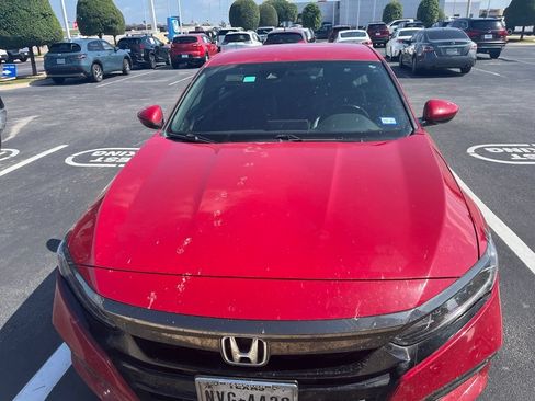 Used 2020 Honda Accord Sport image 2