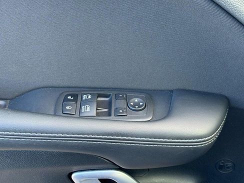 Used 2022 Dodge Challenger R/T w/ Blacktop Package image 23