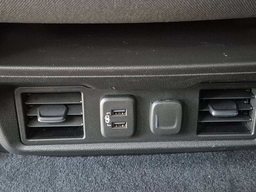 Used 2020 Chevrolet Silverado 1500 RST w/ All-Star Edition RWD image 13