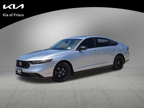 Used 2025 Honda Accord SE image 1