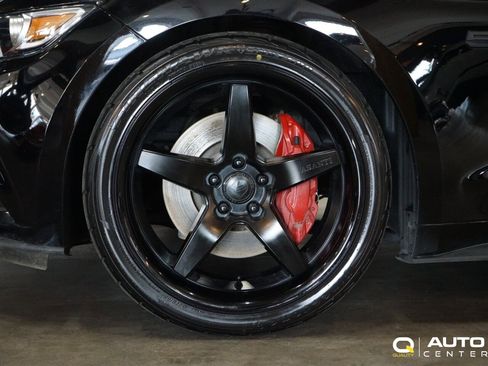 Used 2017 Ford Mustang GT Premium w/ Equipment Group 401A image 7