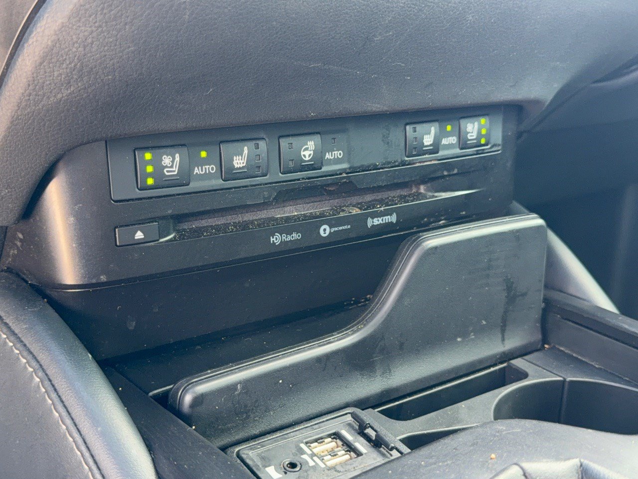 Used 2019 Lexus ES 350 w/ Premium Package FWD image 22
