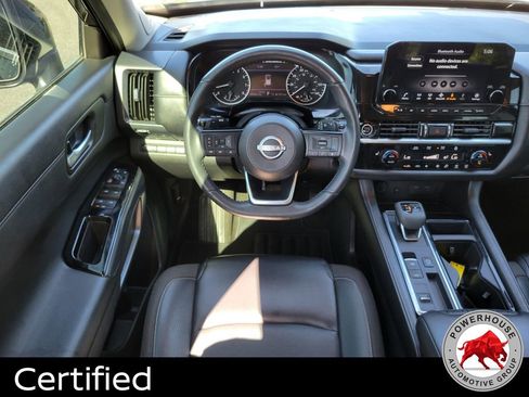 Used 2024 Nissan Pathfinder SL w/ SL Premium Package FWD image 19