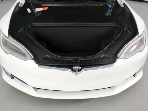 Used 2017 Tesla Model S 90D image 7