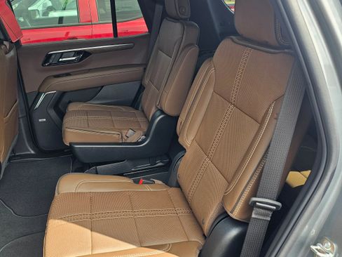 New 2026 Chevrolet Tahoe High Country AWD/4WD image 8