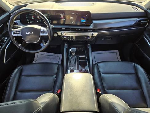 Used 2025 Kia Telluride S AWD/4WD image 13