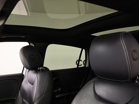 Used 2021 Mercedes-Benz GLA 35 AMG 4MATIC image 16