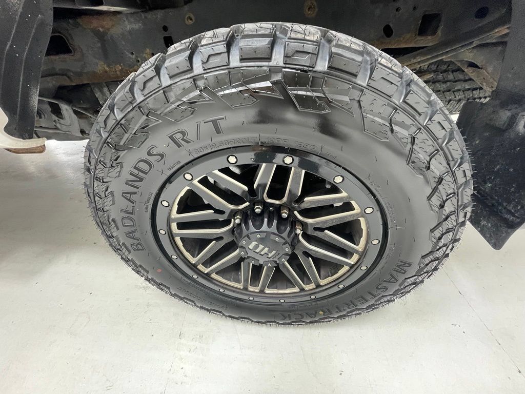 Used 2019 Ford F250 Lariat w/ Lariat Ultimate Package AWD/4WD image 10