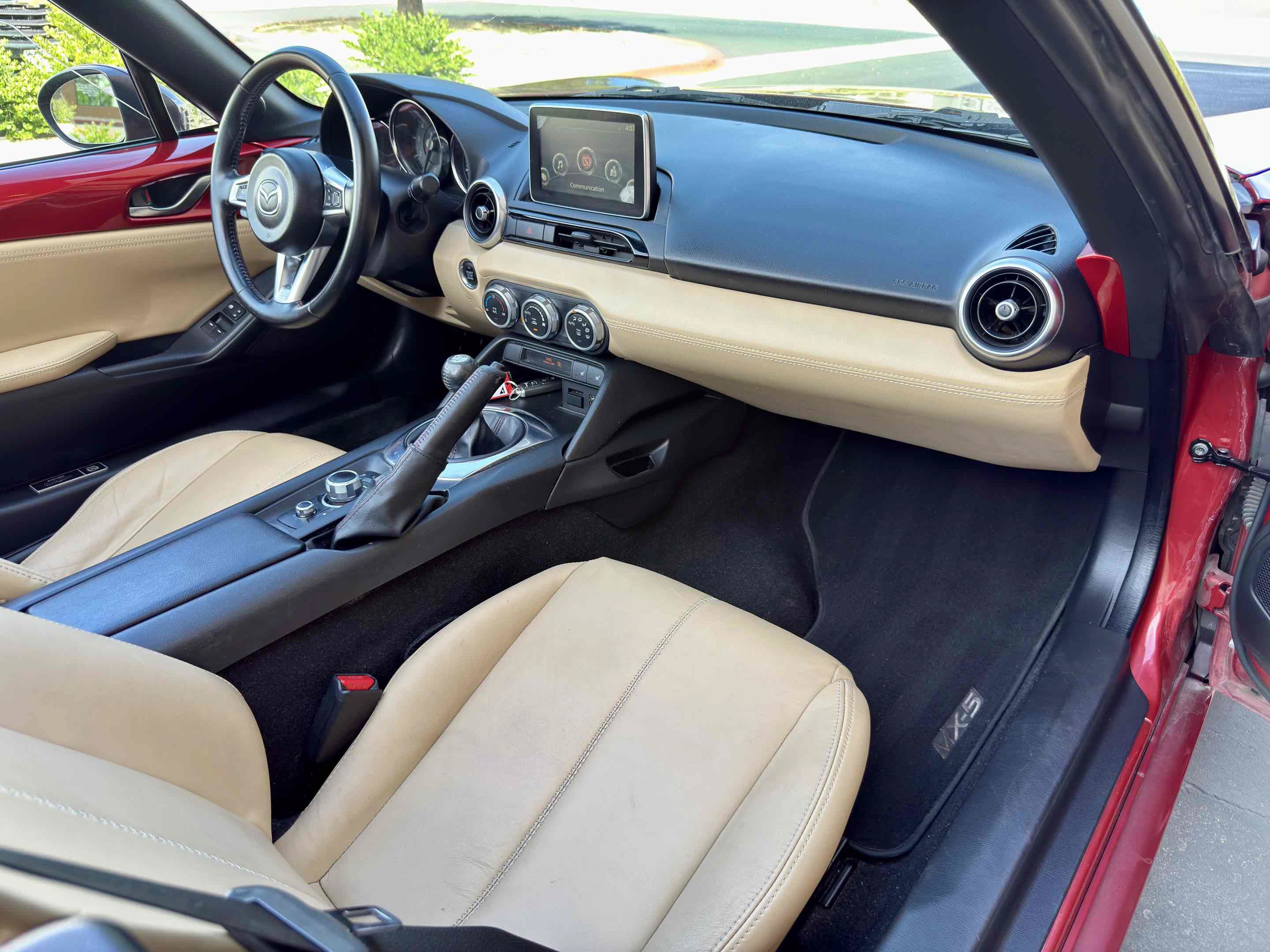 Used 2016 MAZDA MX-5 Miata Grand Touring RWD image 52