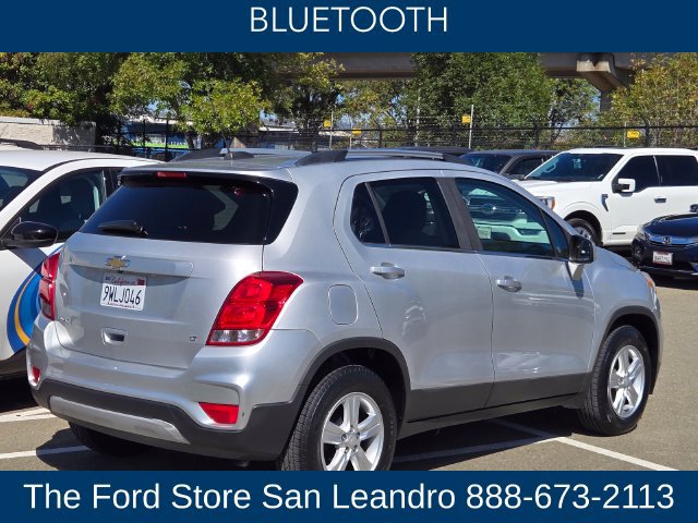 Used 2017 Chevrolet Trax LT FWD image 6