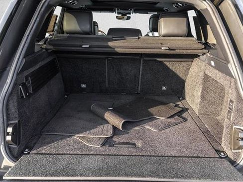 Used 2018 Land Rover Range Rover HSE image 24